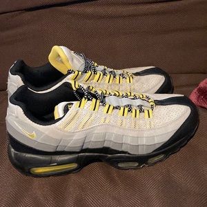 Air max 95 white and yellow